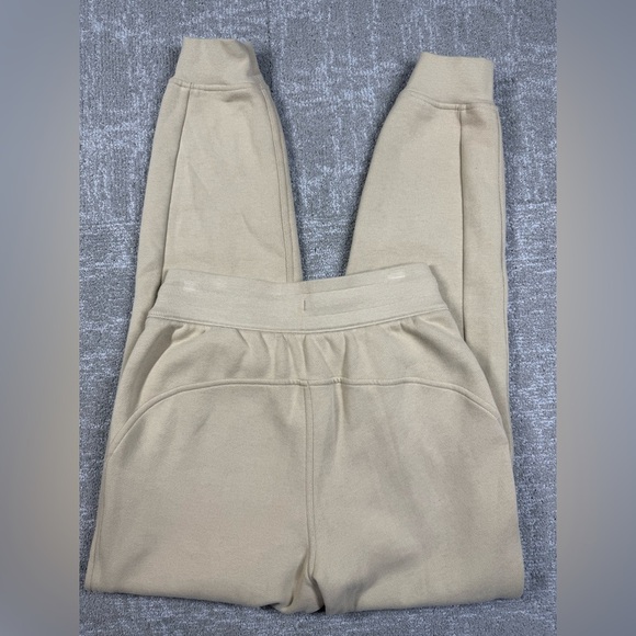 Lululemon Scuba High Rise Tan Jogger Pant LW5CVAS Size 4 - Picture 6 of 6